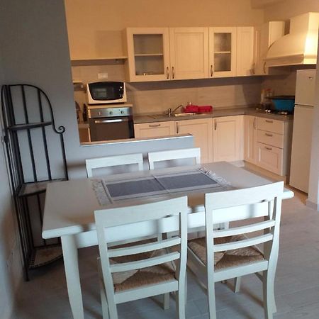 Casa Di Vecchio Borgo Villa Sarzana Bagian luar foto