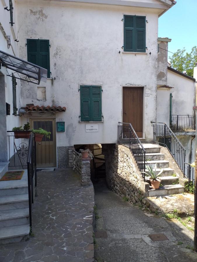 Casa Di Vecchio Borgo Villa Sarzana Bagian luar foto