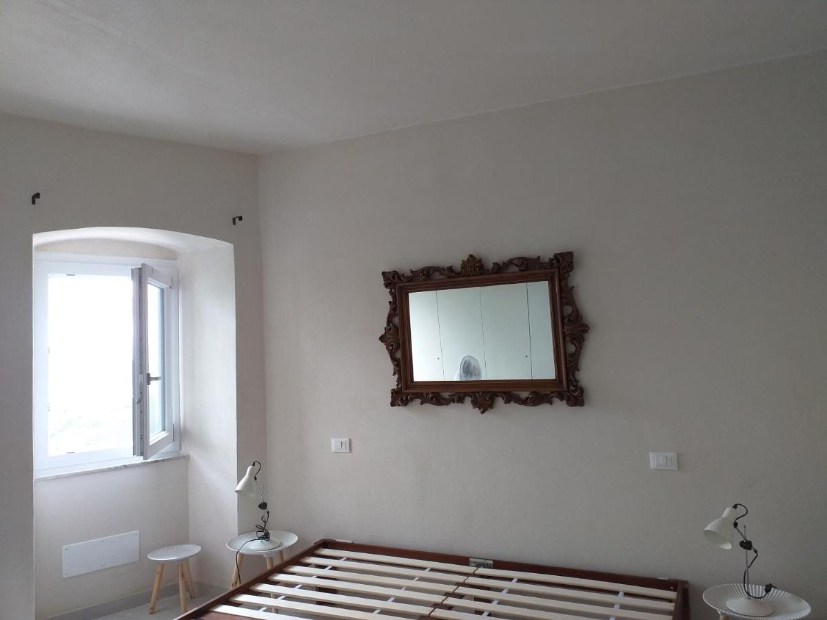 Casa Di Vecchio Borgo Villa Sarzana Bagian luar foto