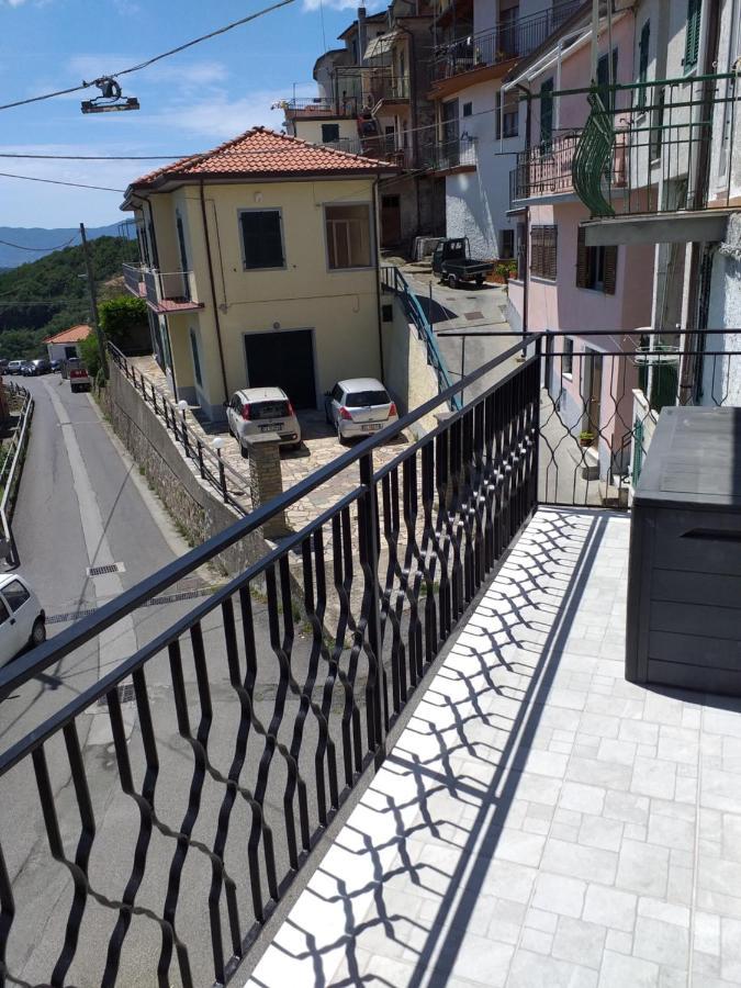 Casa Di Vecchio Borgo Villa Sarzana Bagian luar foto