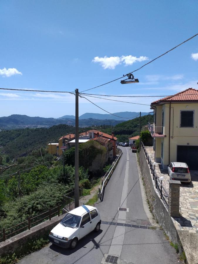Casa Di Vecchio Borgo Villa Sarzana Bagian luar foto