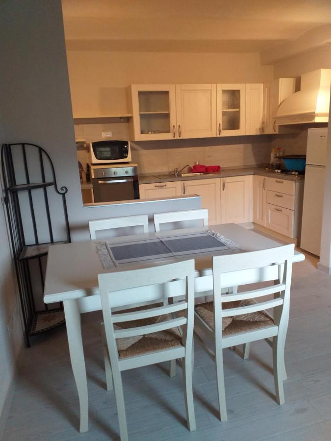 Casa Di Vecchio Borgo Villa Sarzana Bagian luar foto