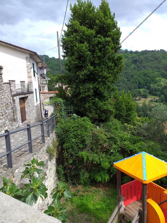 Casa Di Vecchio Borgo Villa Sarzana Bagian luar foto