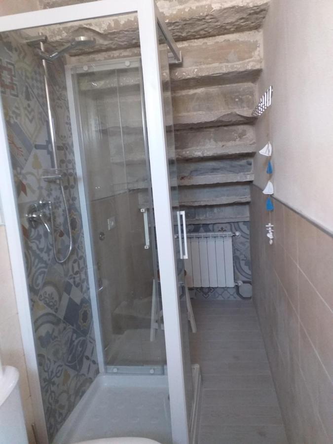 Casa Di Vecchio Borgo Villa Sarzana Bagian luar foto