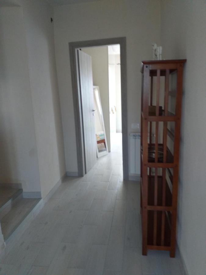 Casa Di Vecchio Borgo Villa Sarzana Bagian luar foto